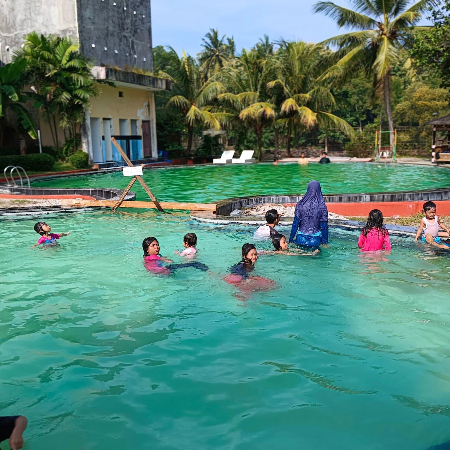 Cover Image for RedDoorz Plus near Tugu Mercusuar Anyer
