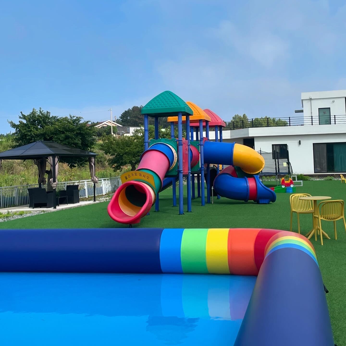 Cover Image for 태안 아이랜드 풀빌라 키즈펜션