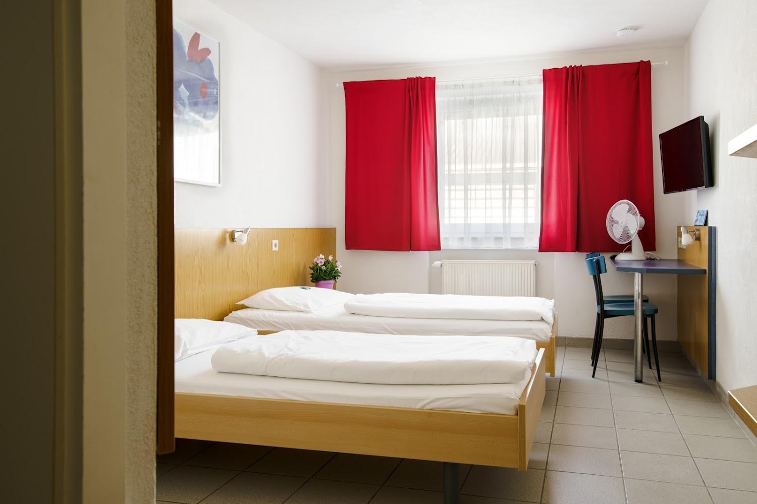 Cover Image for Hotel Drei König Ihr Transithotel