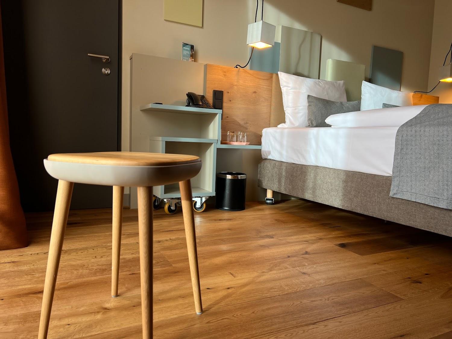 Cover Image for Hotel einsmehr