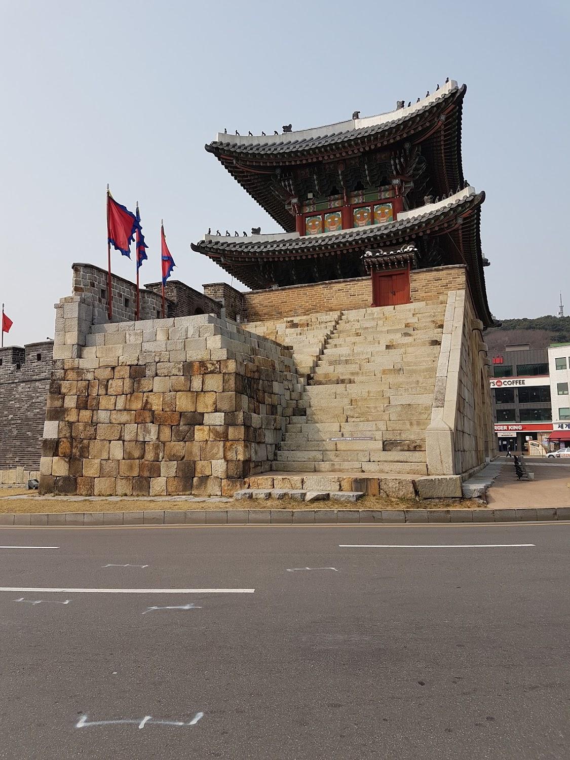 Cover Image for Korea Tourist Hotel