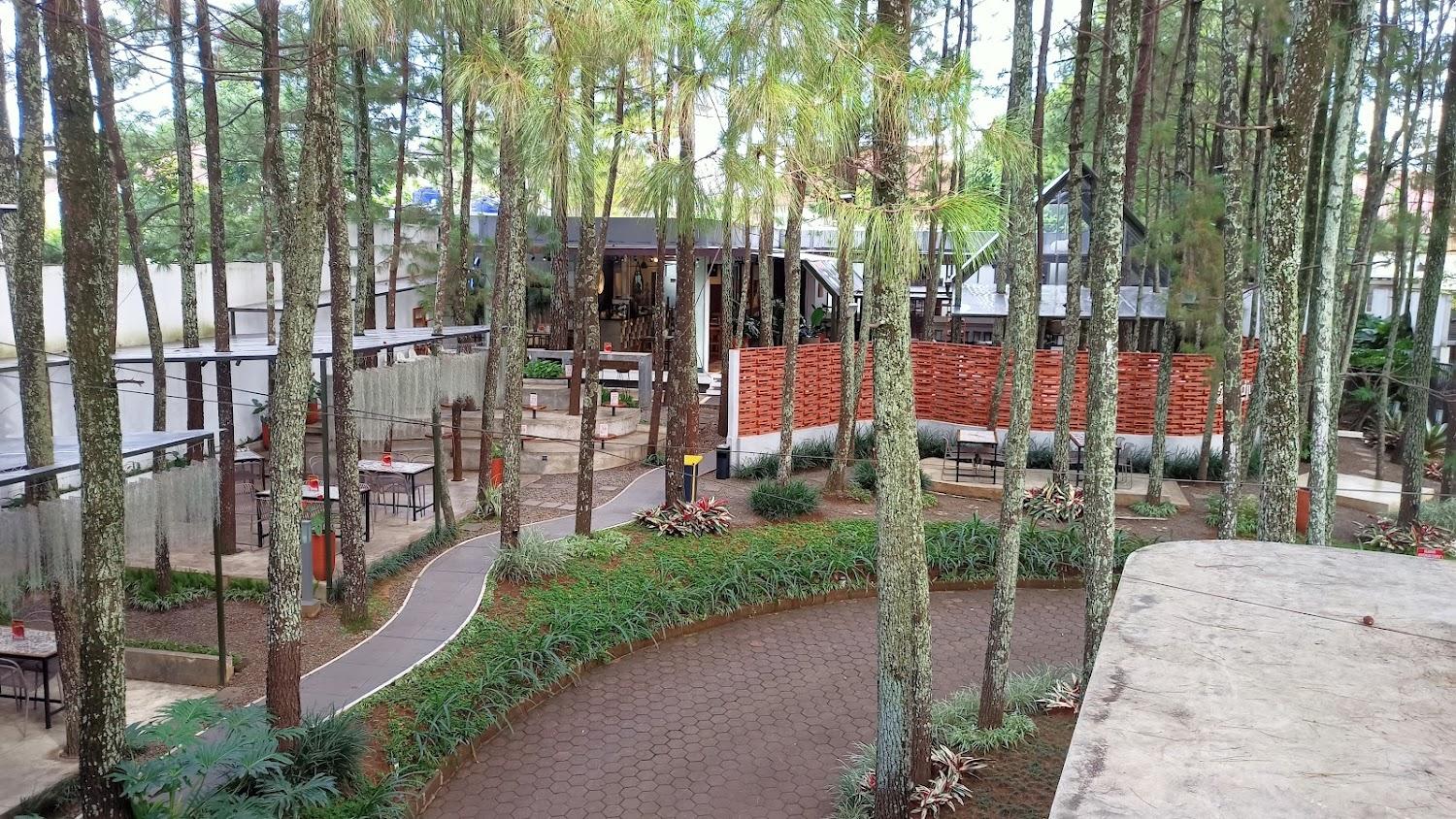Cover Image for Bumi Bandhawa Hotel