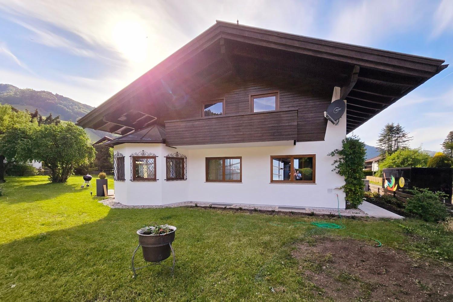 Cover Image for Chalet Anna