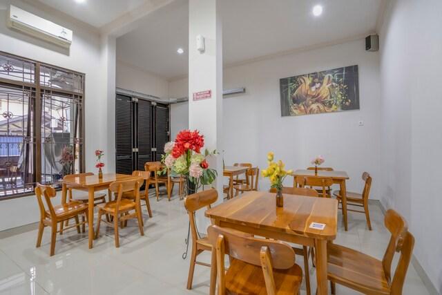 Cover Image for OYO Life 90020 Dpt33 Residence