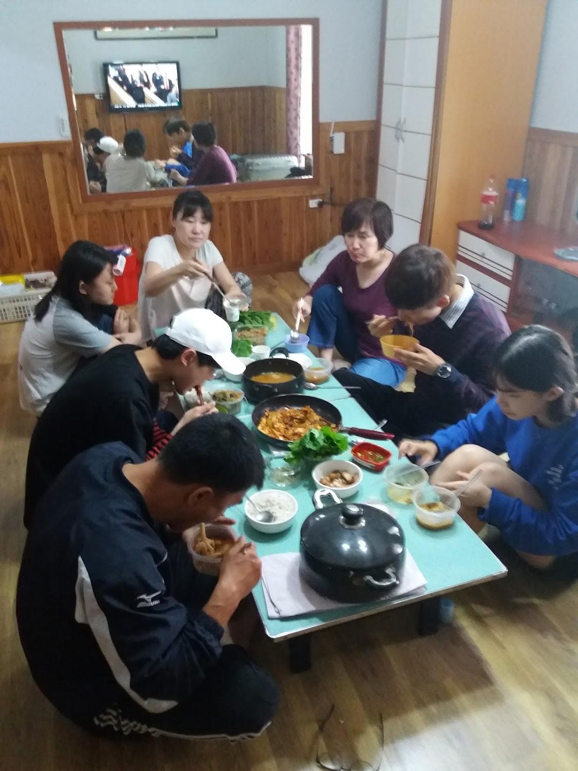 Cover Image for 무주황실펜션