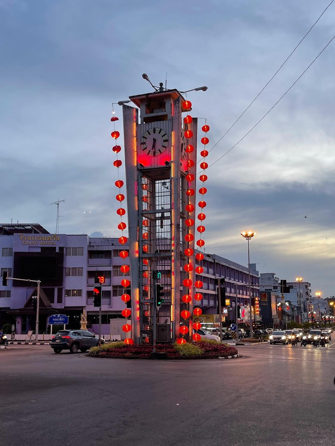 Cover Image for OYO 565 Trang Hotel