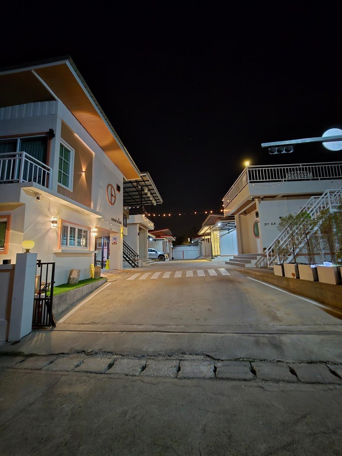 Cover Image for นอนน่านโฮม