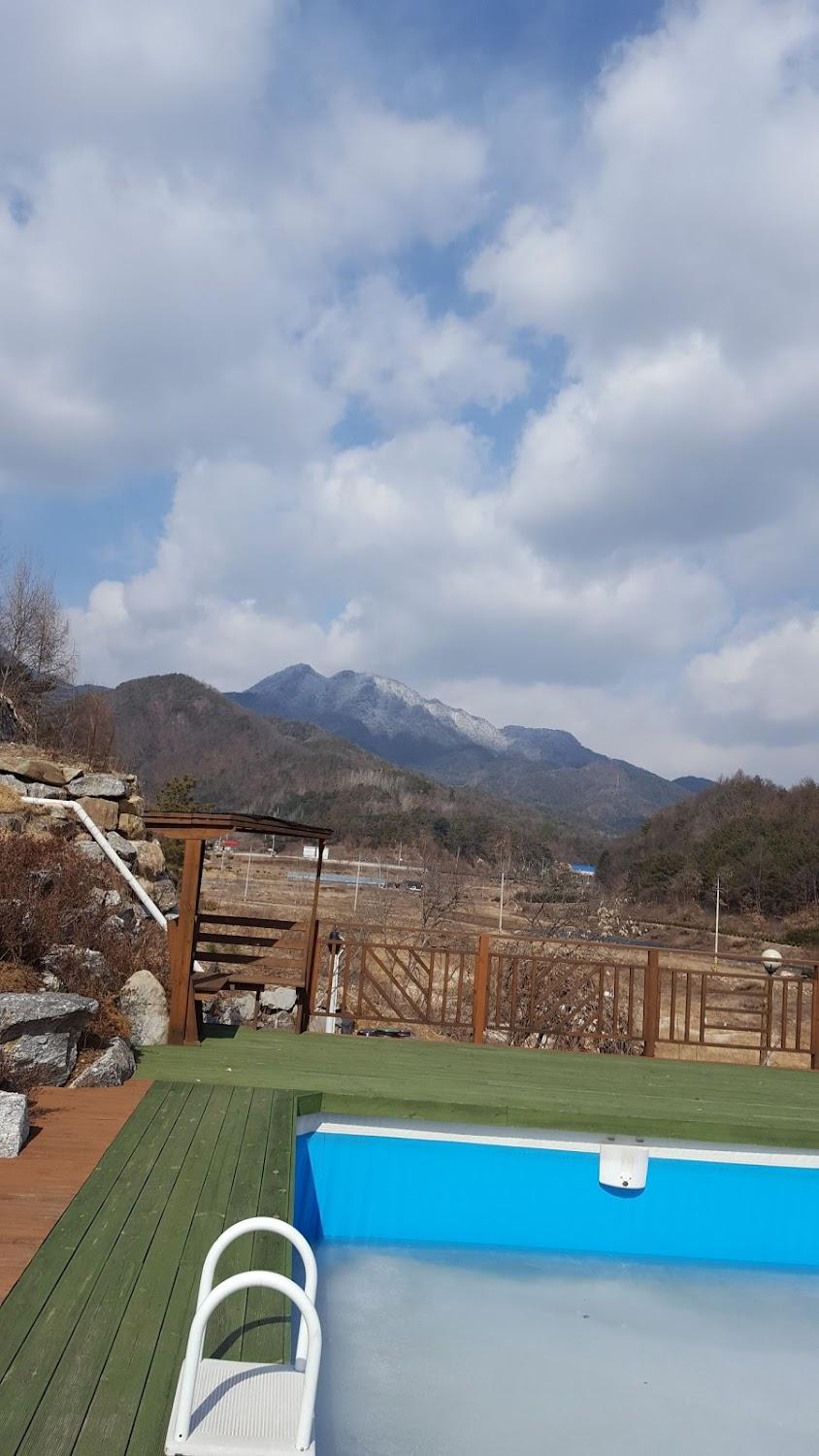 Cover Image for 봄봄펜션