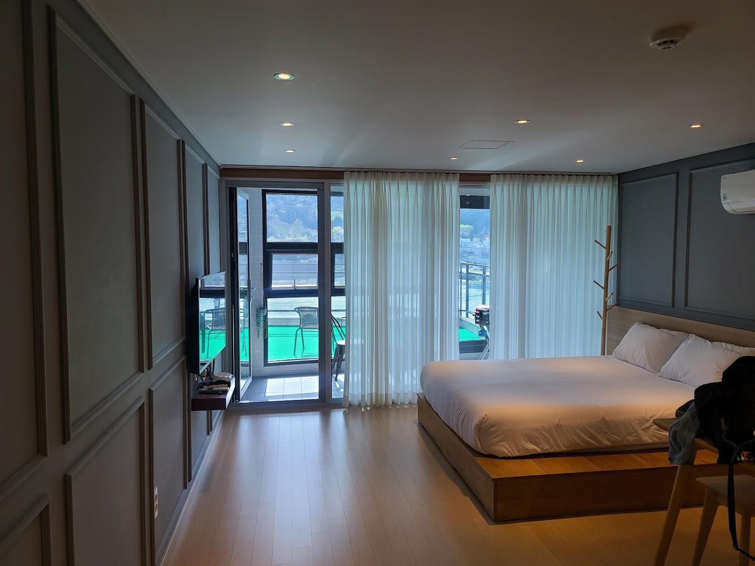 Cover Image for 씨앤씨펜션