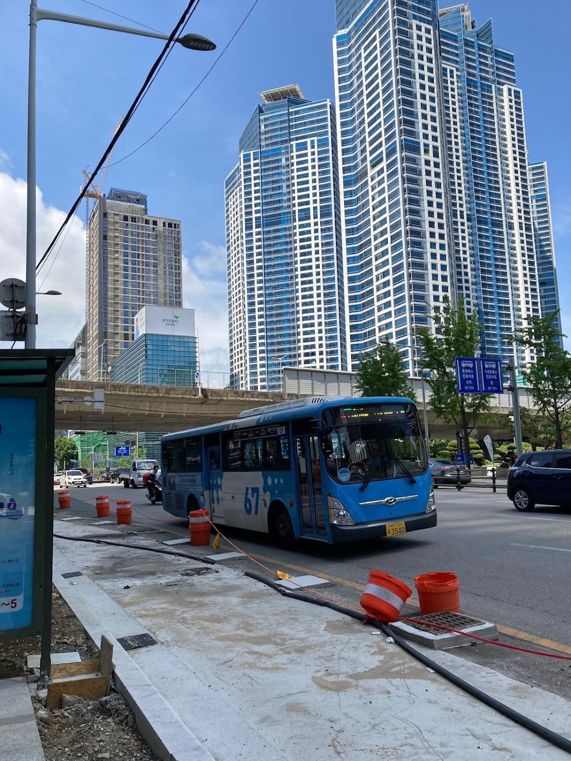 Cover Image for SS모텔