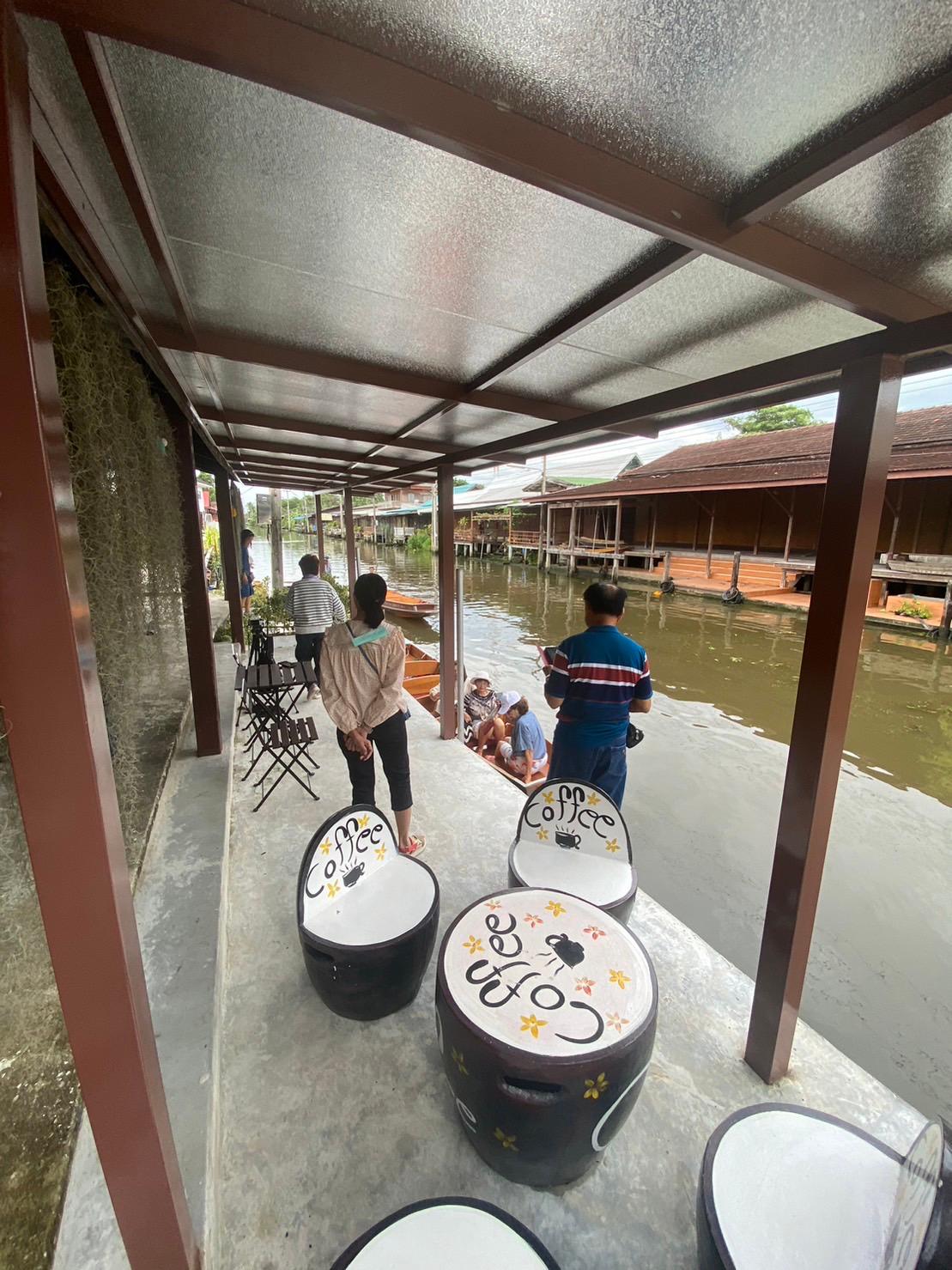 Cover Image for Reuan Vilawan เรือนวิลาวรรณ