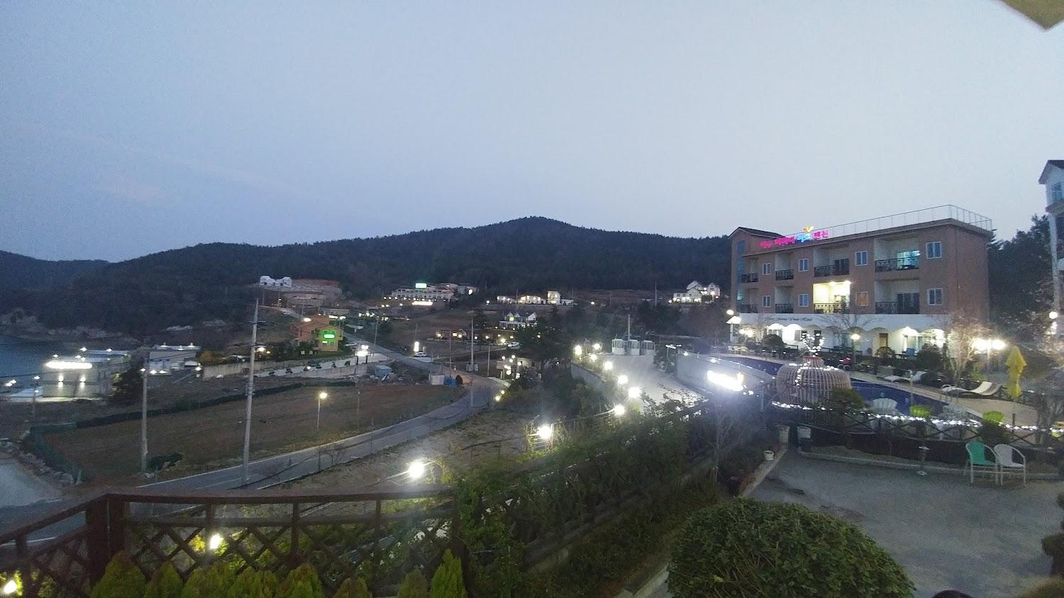 Cover Image for Yeosu Marina Pension