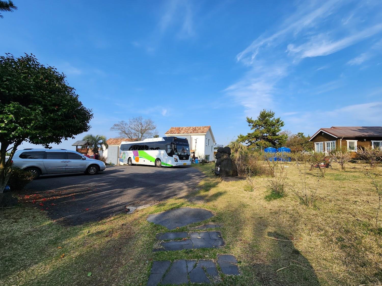 Cover Image for Jejudaeseong Rest Village Pension