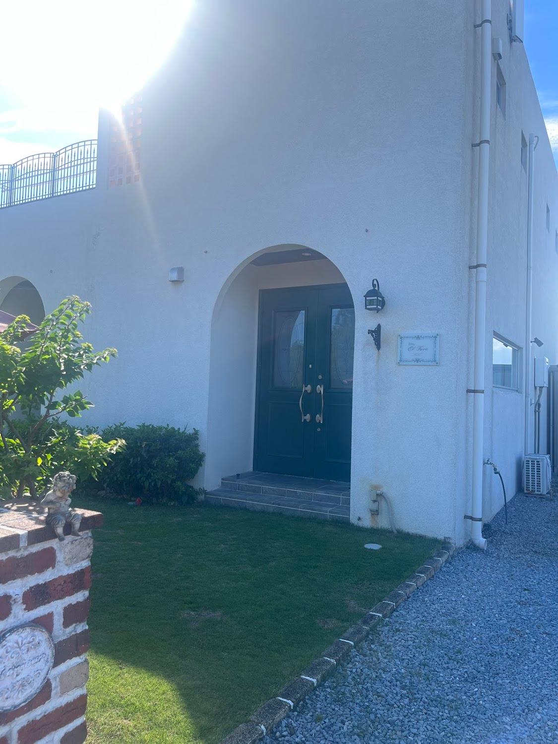 Cover Image for ｖｉｌｌａ ｅｌ ｆａｒｏ（ヴィラ エル ファーロ）