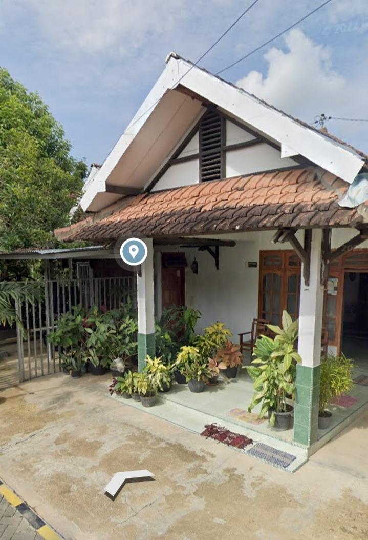 Cover Image for Kost Bu Toni