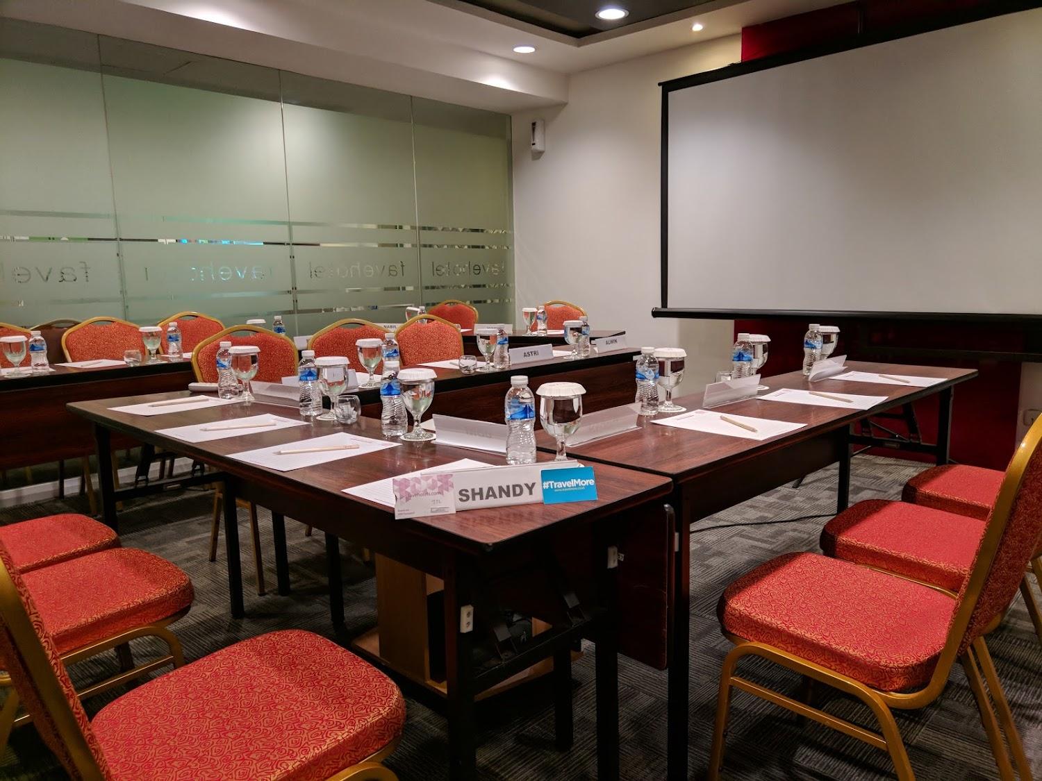 Cover Image for favehotel Margonda - Depok