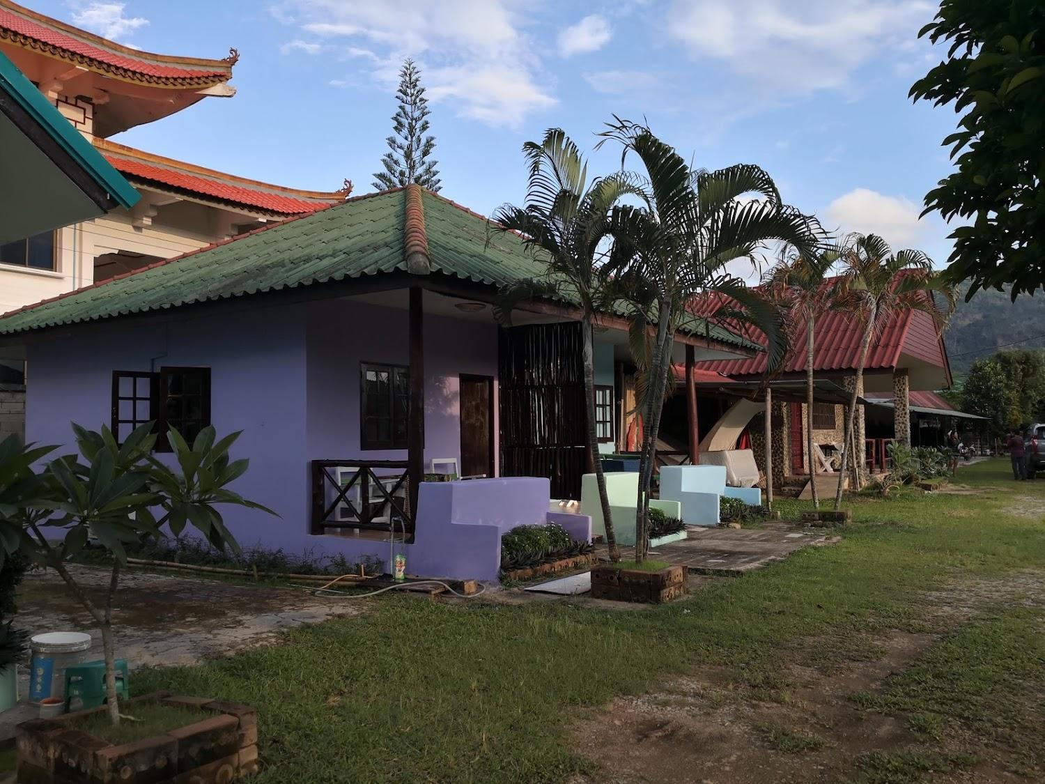 Cover Image for ลานเงินรีสอร์ท