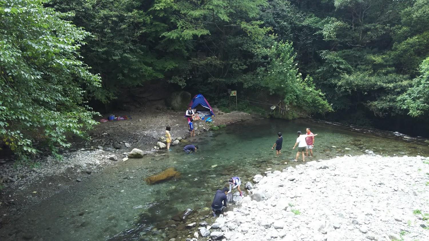 Cover Image for Yatanikeikoku Camping Ground
