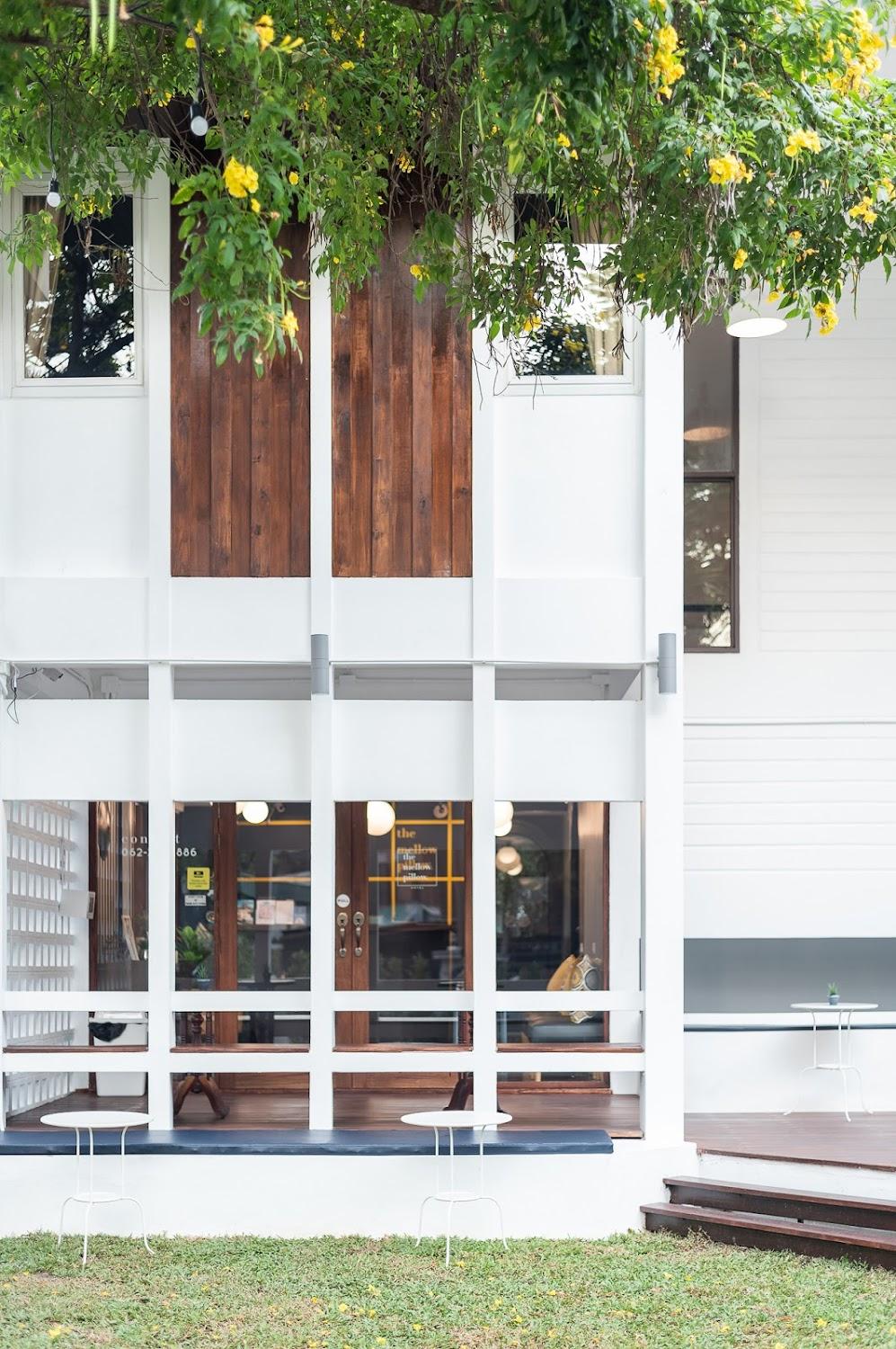 Cover Image for The Mellow Pillow Hotel @ Chiang Mai Gate