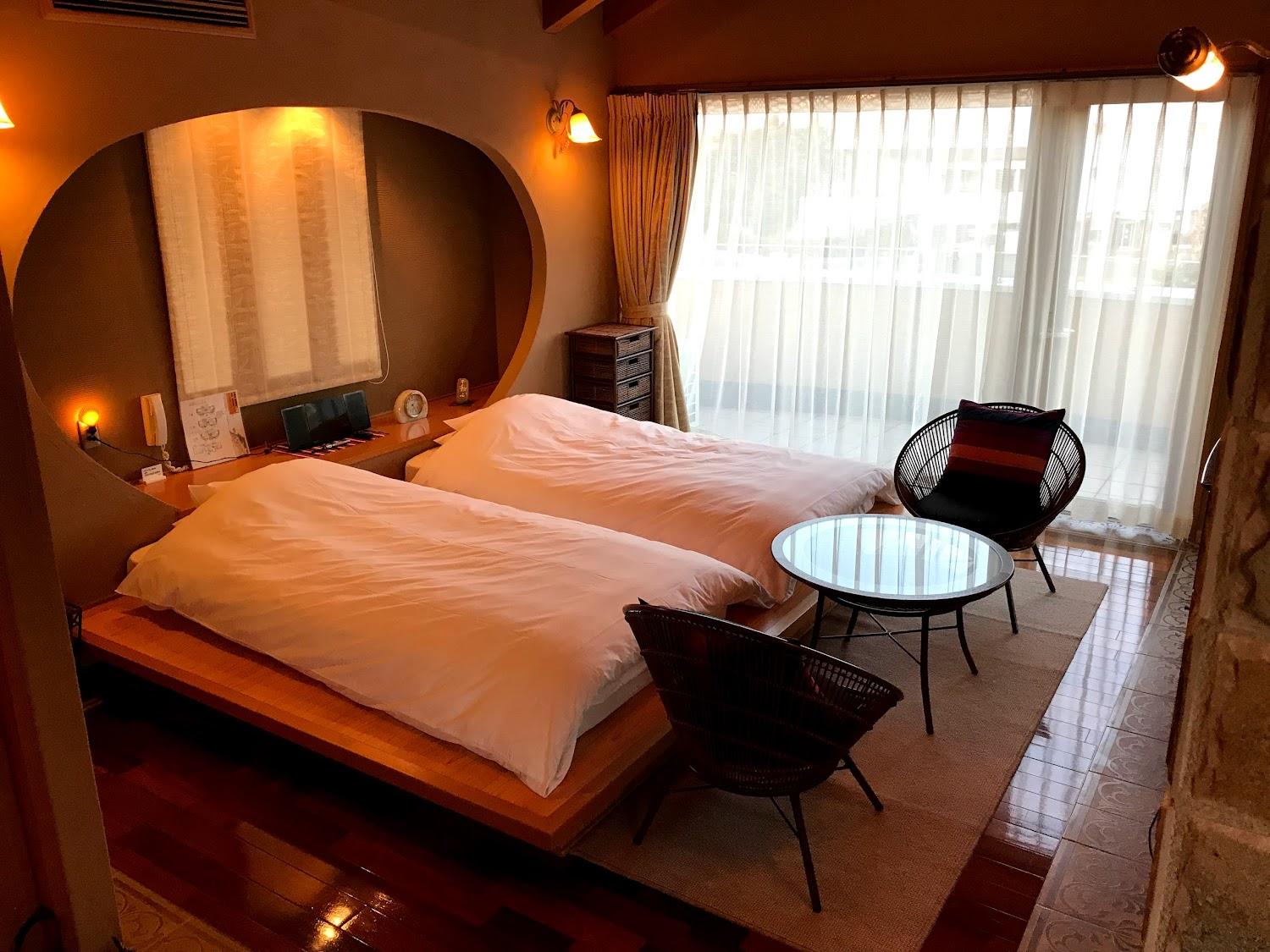 Cover Image for Tsukino Nagisa Ryokan