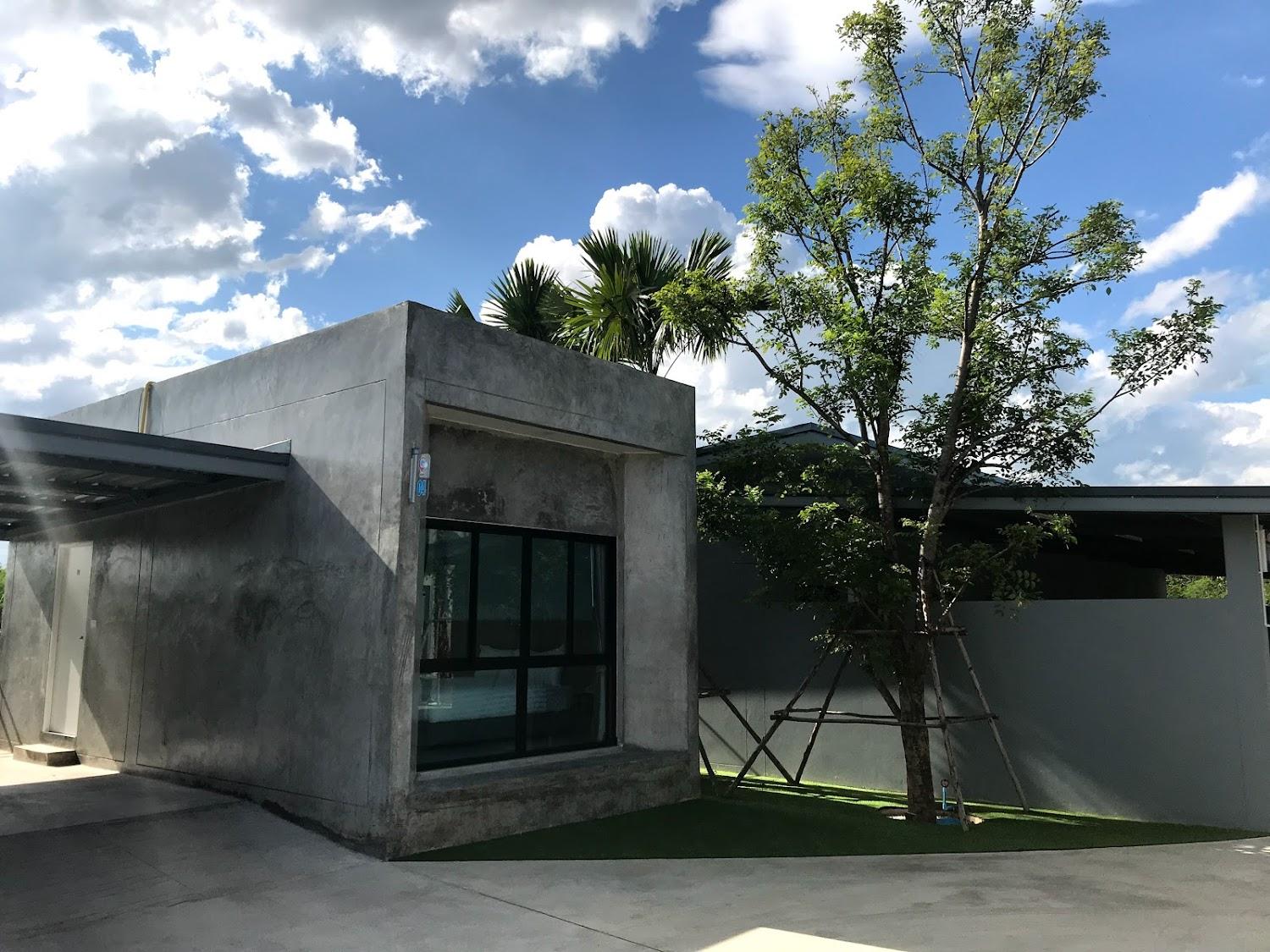 Cover Image for The Click Resort