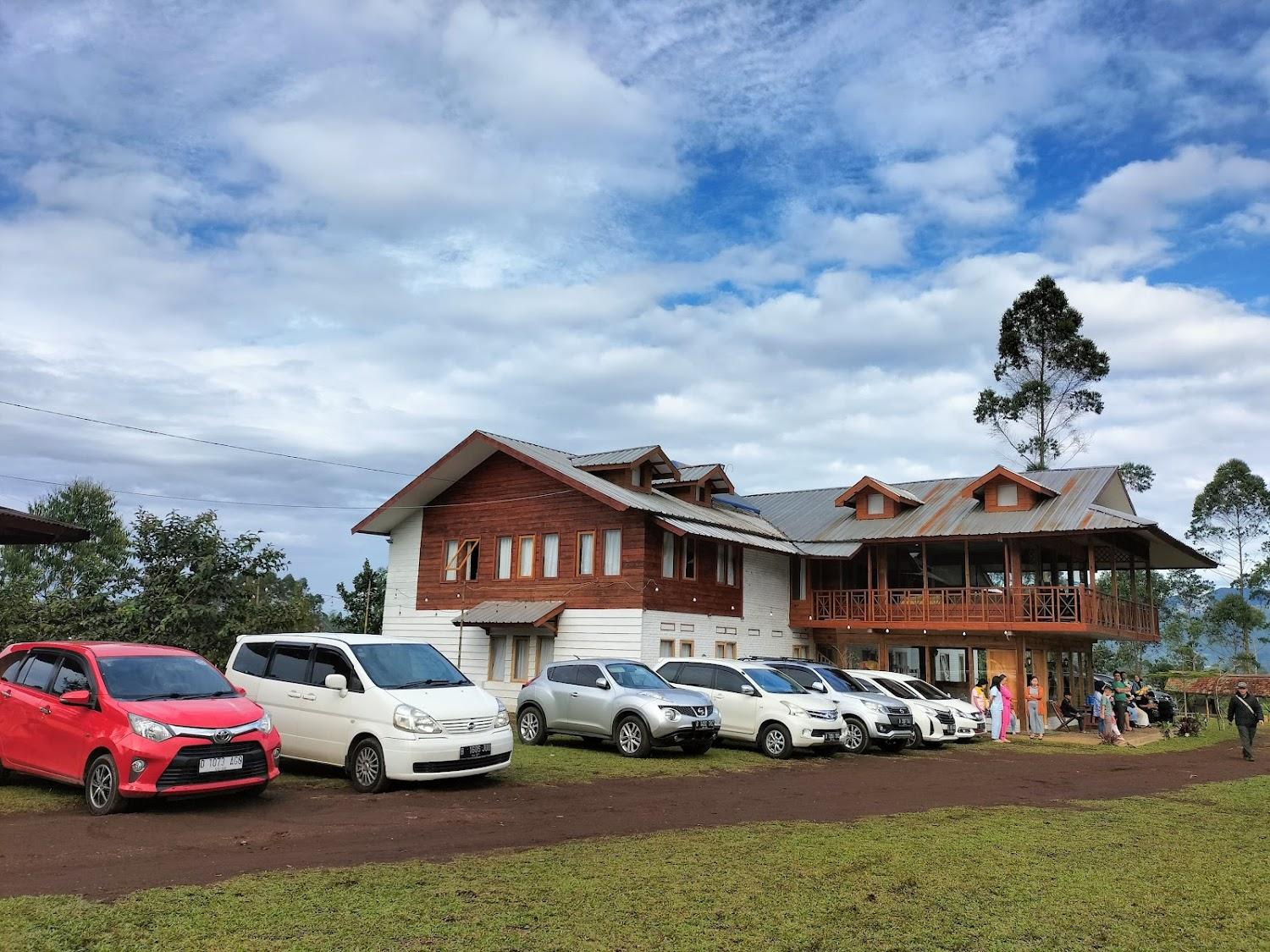 Cover Image for Hotel Shinta Corner II dan Bobs Container