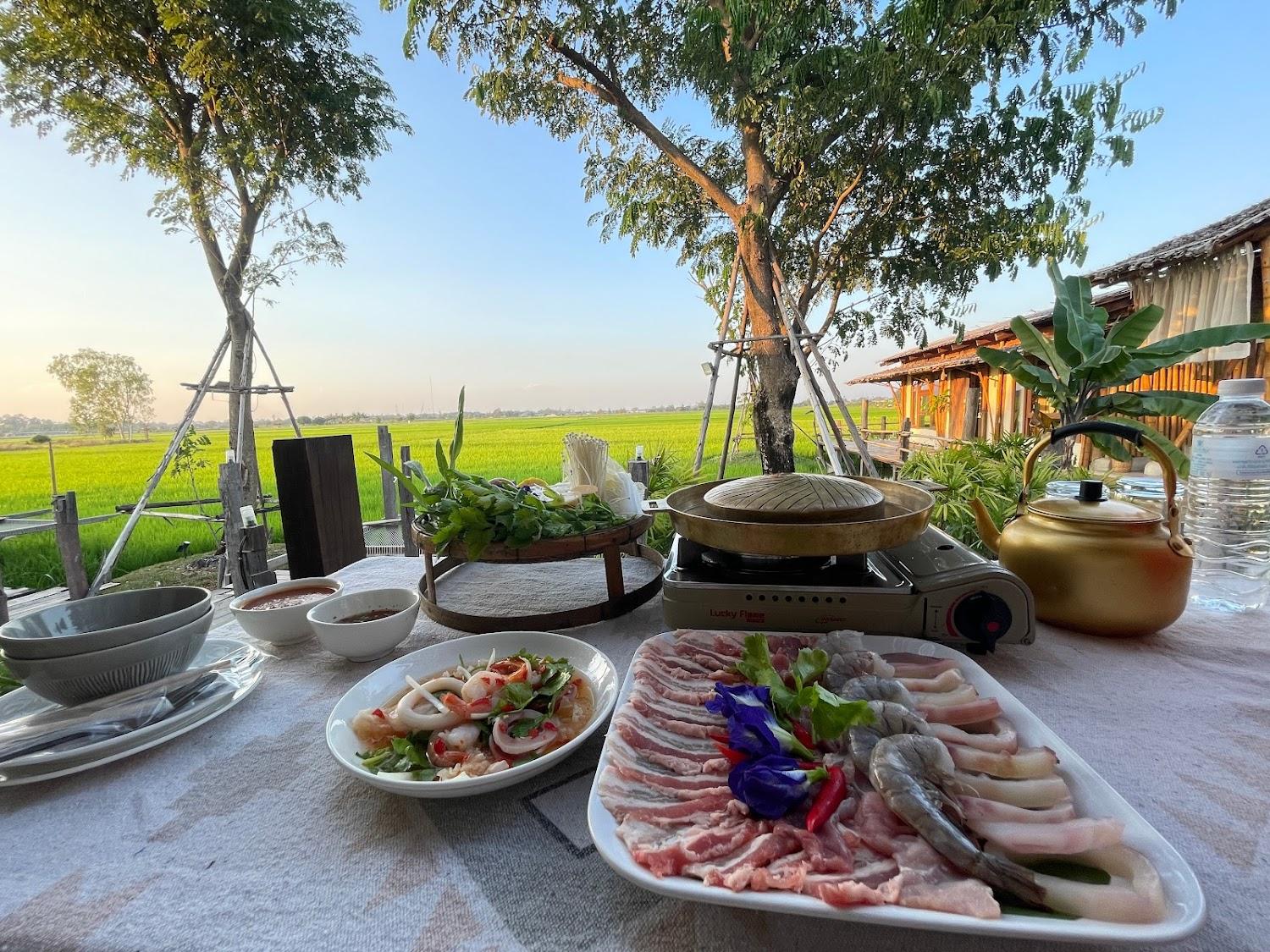 Cover Image for นาข้าว คอทเทจ รีสอร์ท Nakhao Cottage Resort