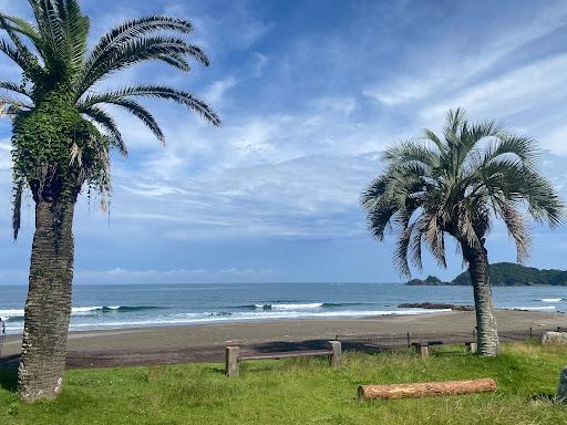 Cover Image for Ikumi White Beach Hotel