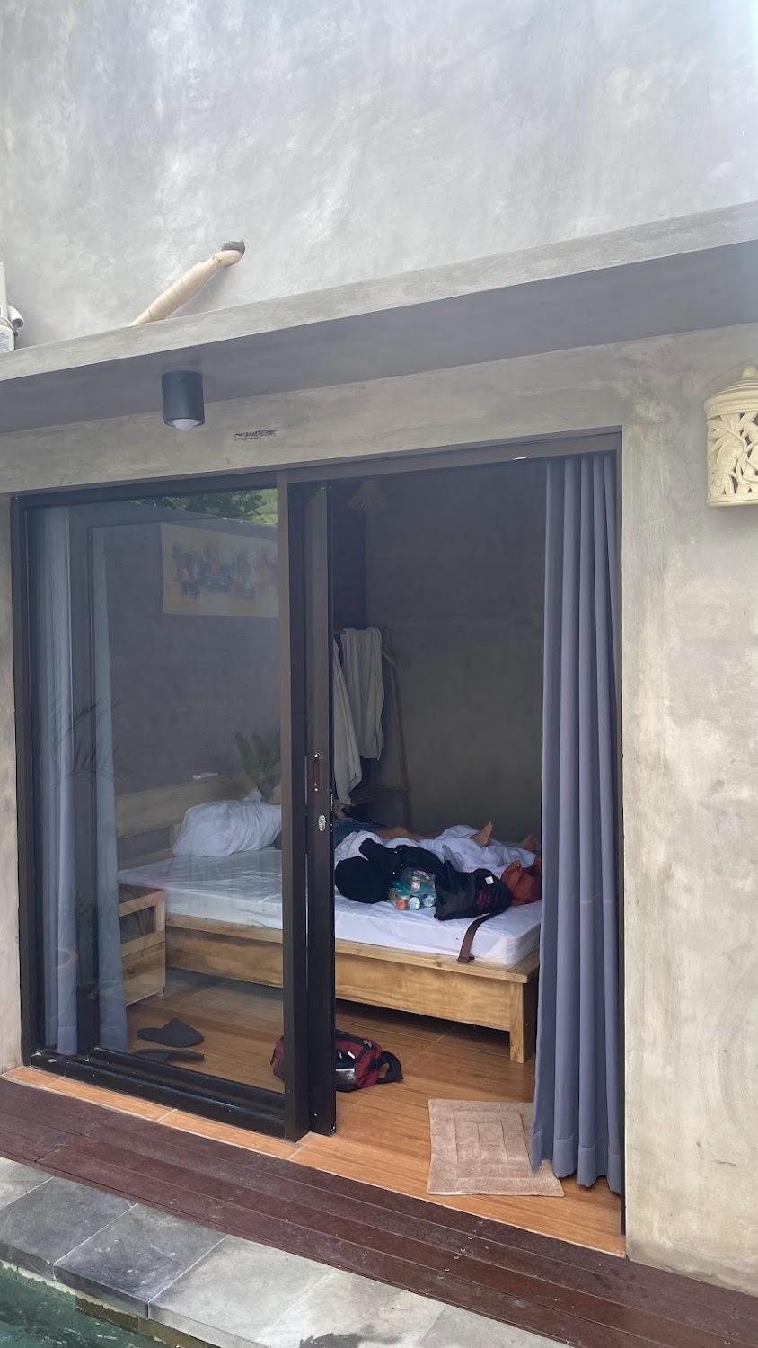 Cover Image for The Backyard Villas