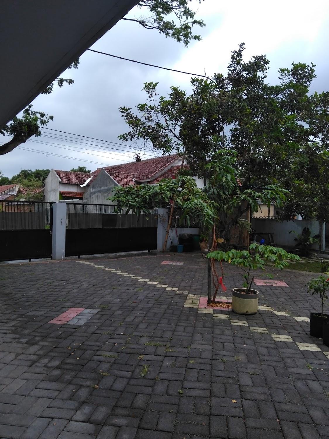 Cover Image for Guest house/home Stay For traveler