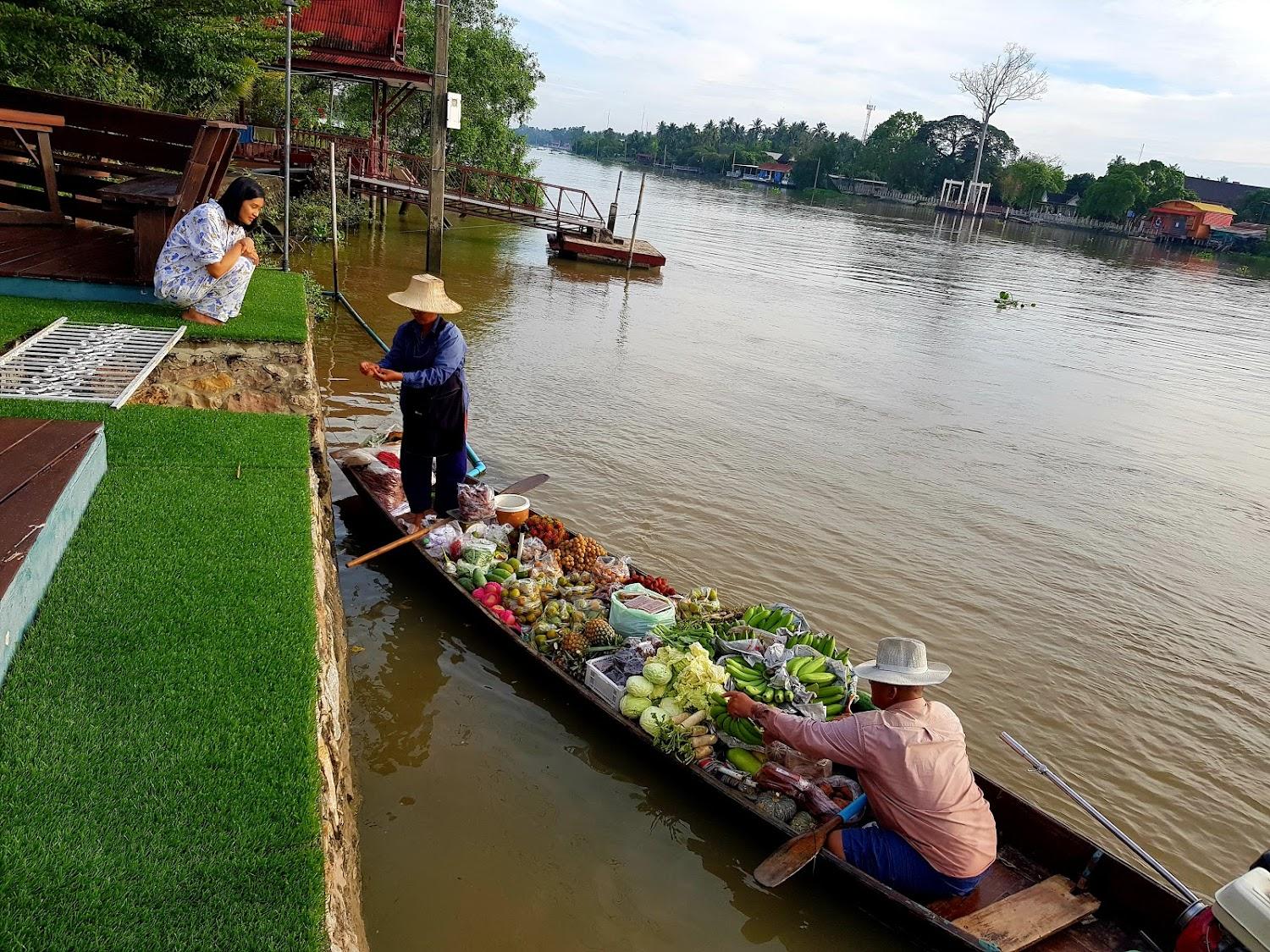 Cover Image for บ้านสบายชายน้ำ