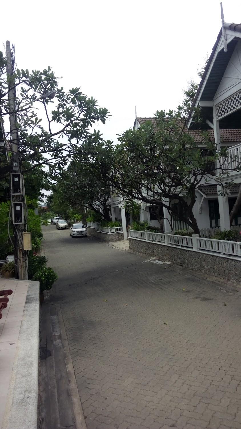 Cover Image for บ้านริมหาด
