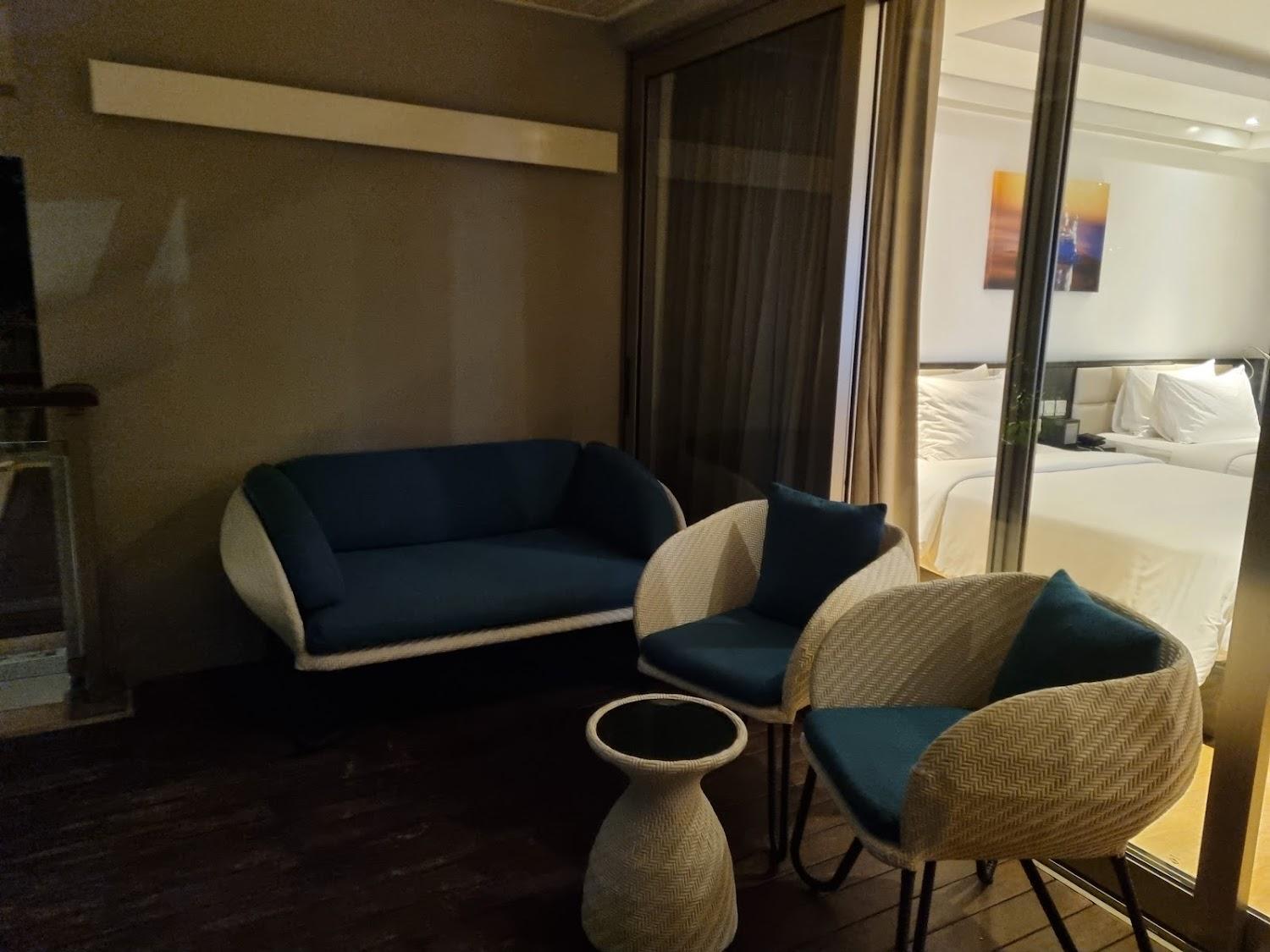 Cover Image for Double Six Luxury Hotel