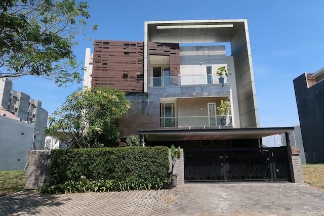 Cover Image for OYO Living 3911 Avila Residence