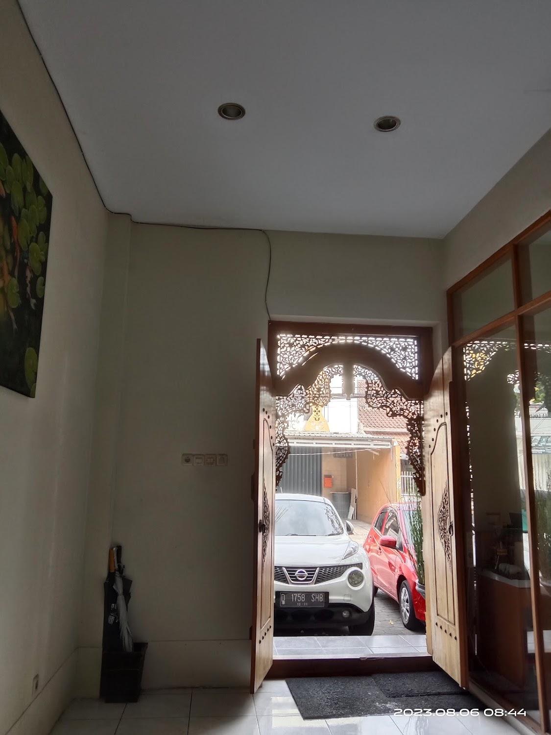 Cover Image for Nirvana Inn Wahid Hasyim Mitra RedDoorz
