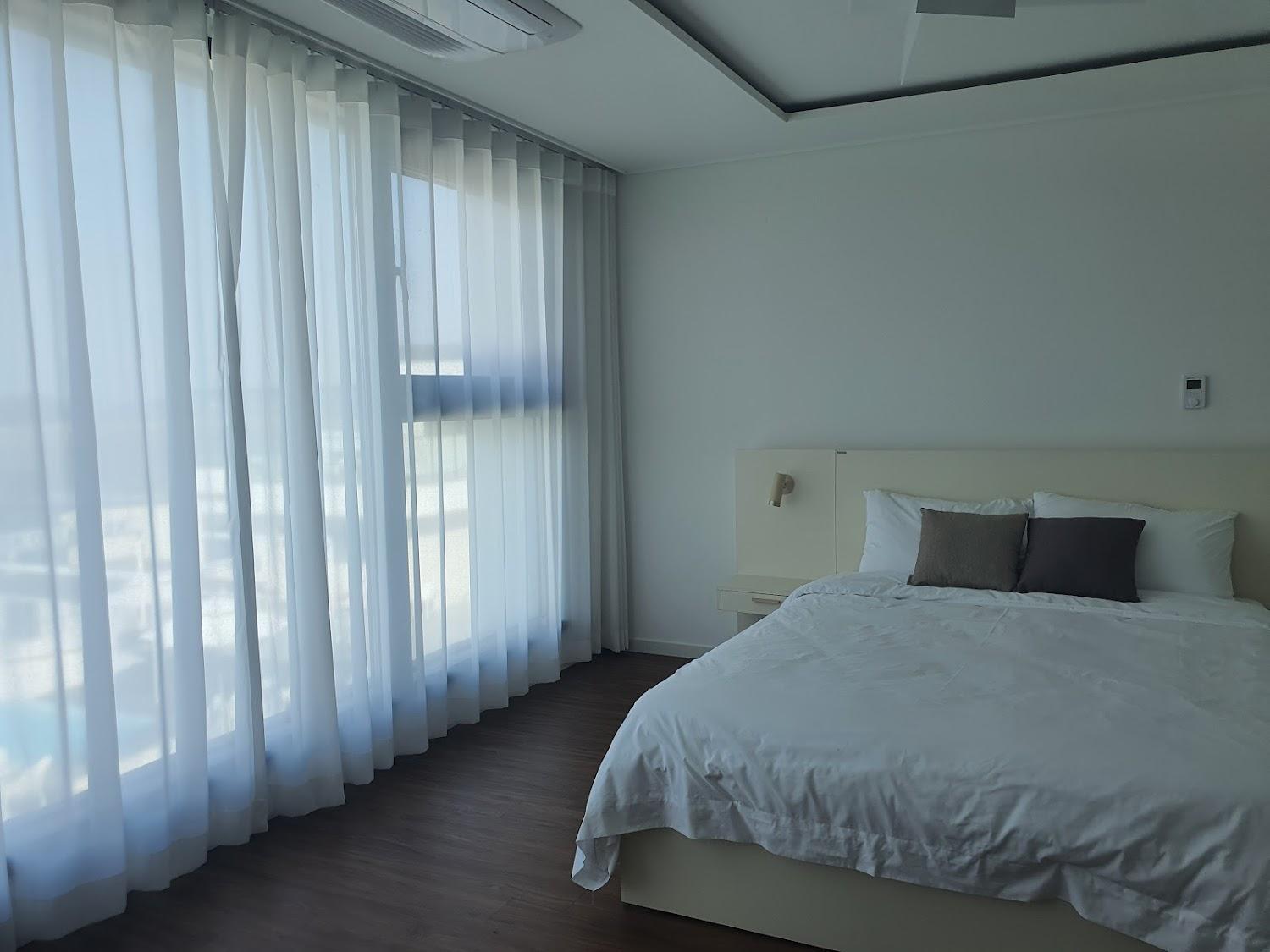 Cover Image for 강화 온다풀빌라 (Ganghwa Onda Poolvilla)