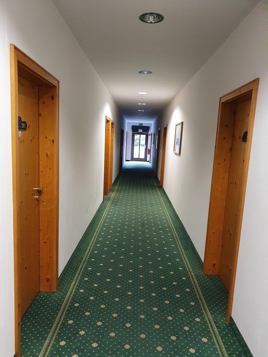 Cover Image for Hotel & Felsenkeller Lay-Haus GmbH