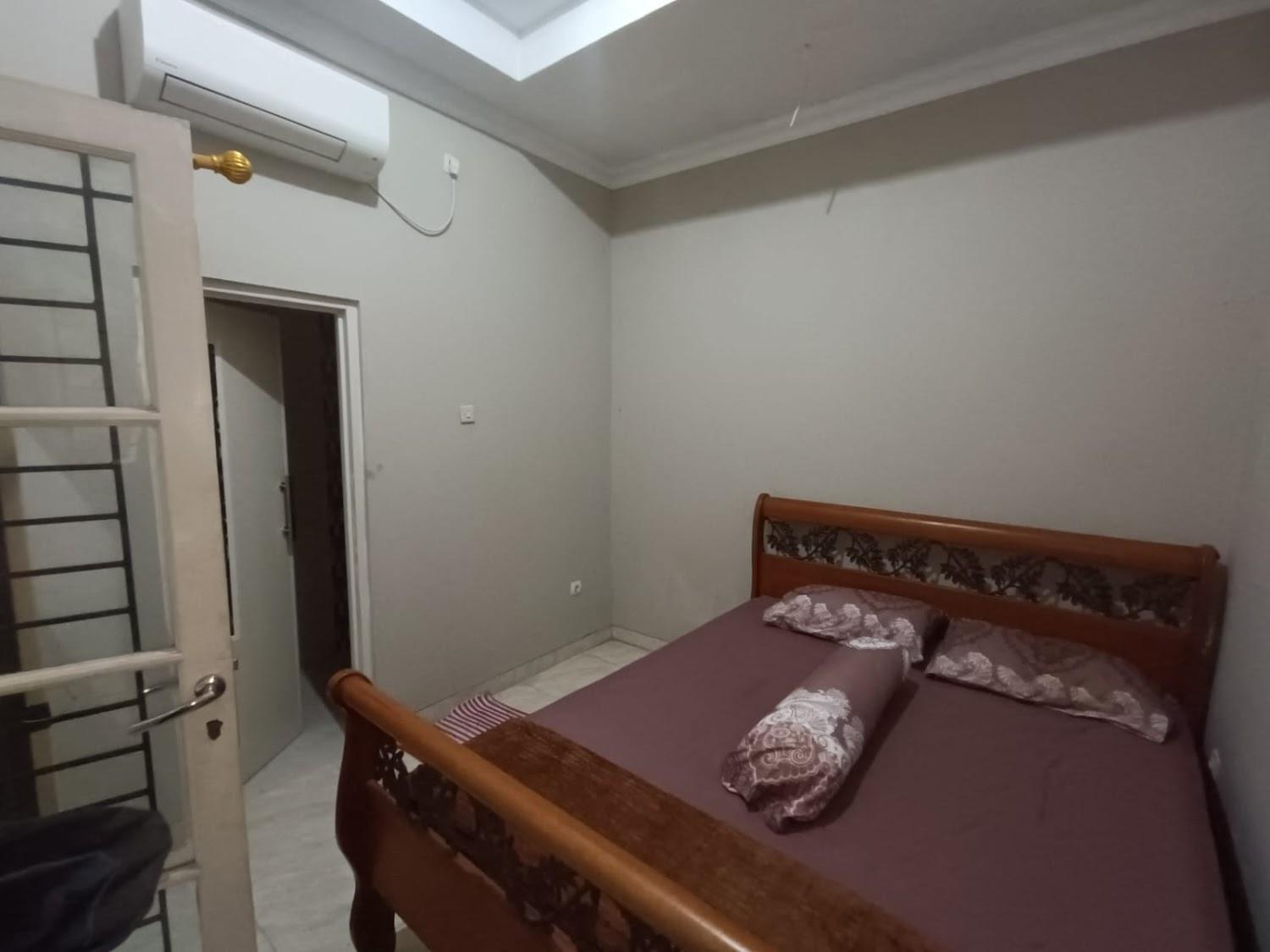 Cover Image for OYO 93932 Paviliun Dr Edison Syariah