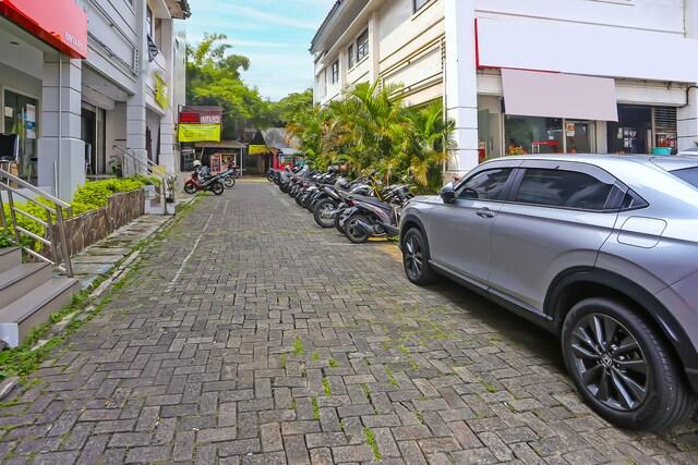 Cover Image for OYO 92677 Hotel Bintaro