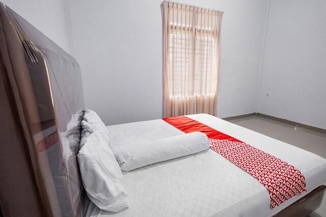 Cover Image for OYO 92587 Homestay Romauli Kampung Radja