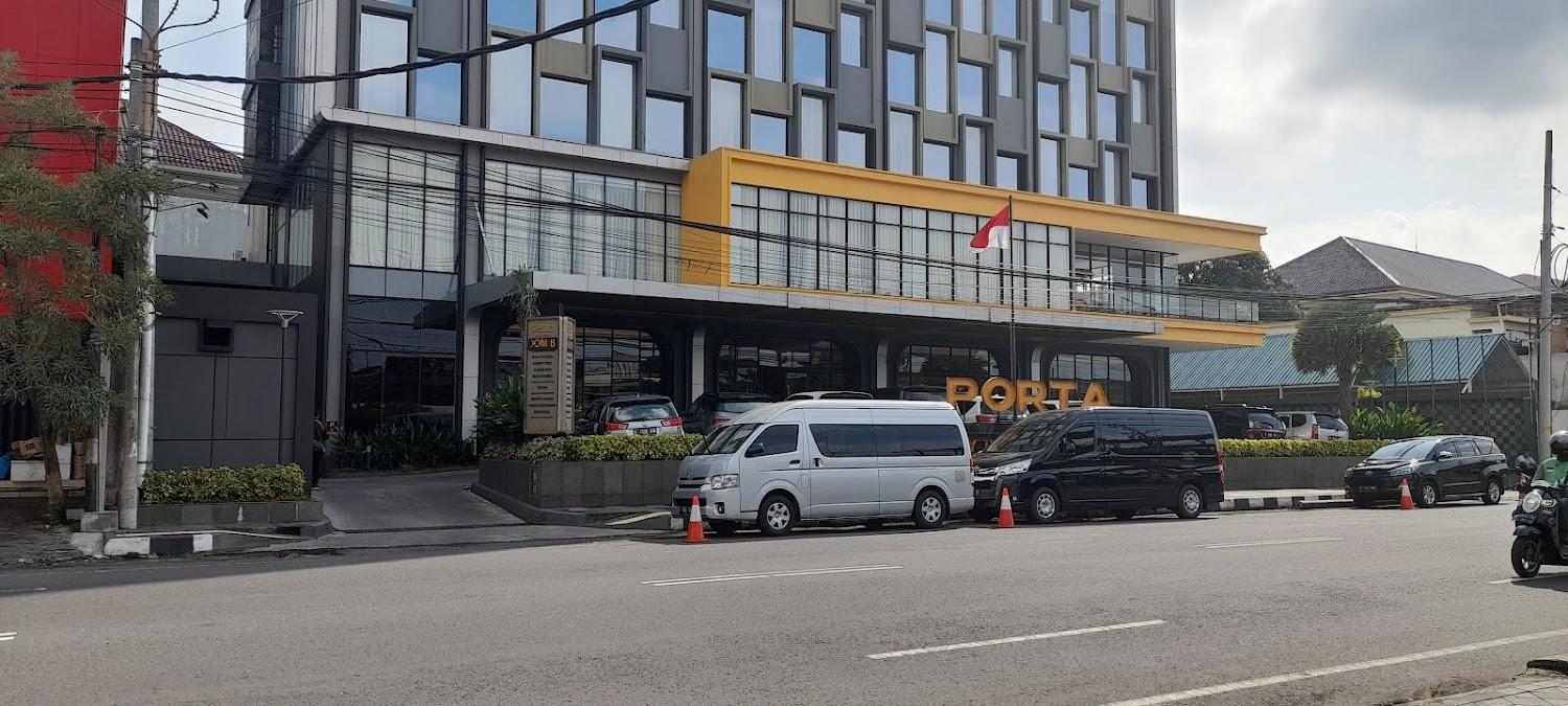 Cover Image for Asih Hotel