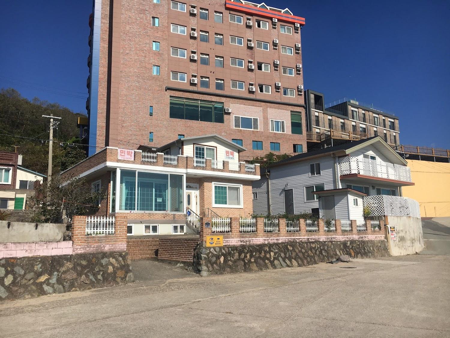 Cover Image for 그린원모텔