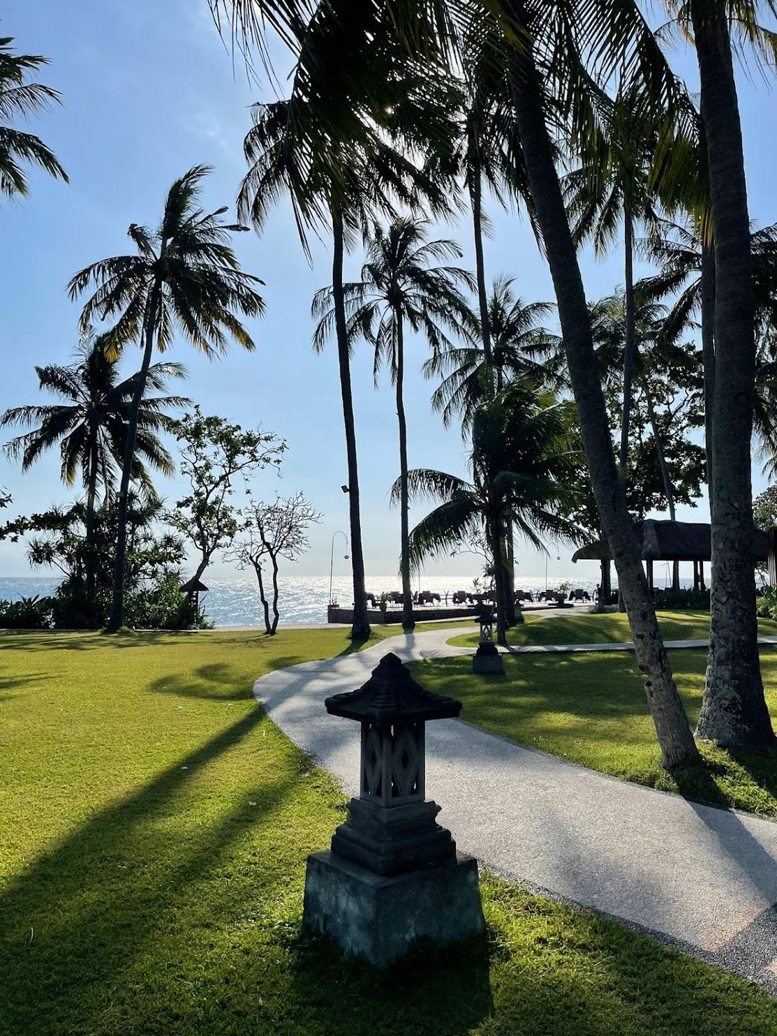 Cover Image for Mangsit suites