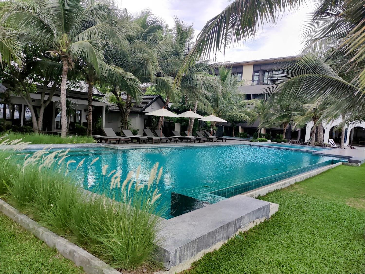 Cover Image for SiamBeach Resort