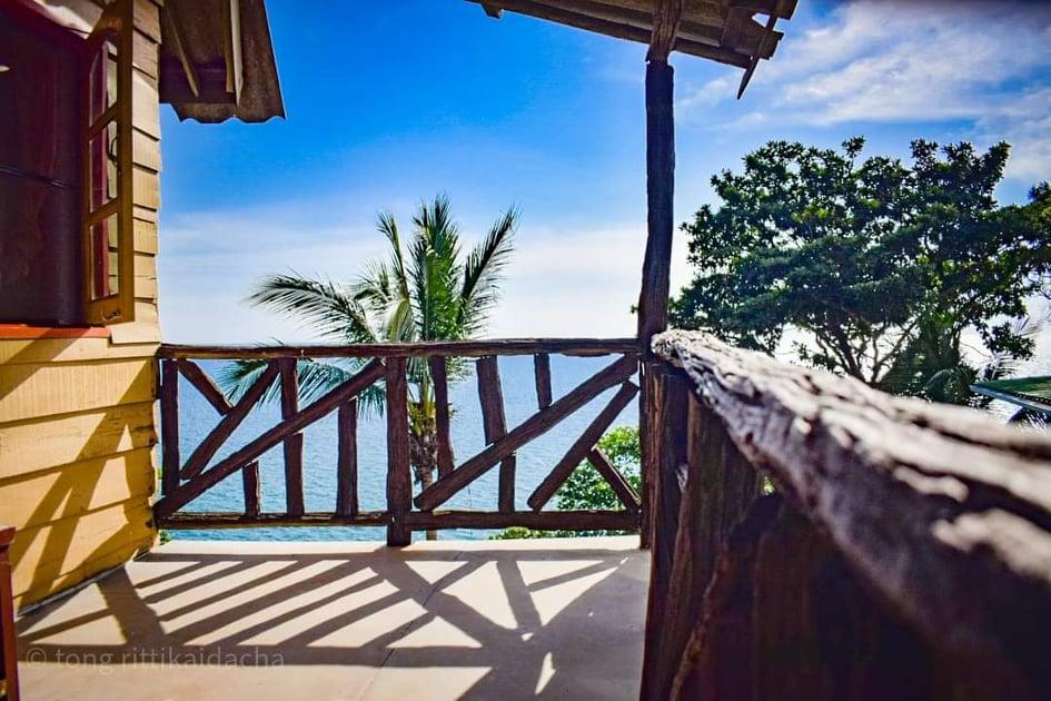 Cover Image for Cliff View Bungalows
