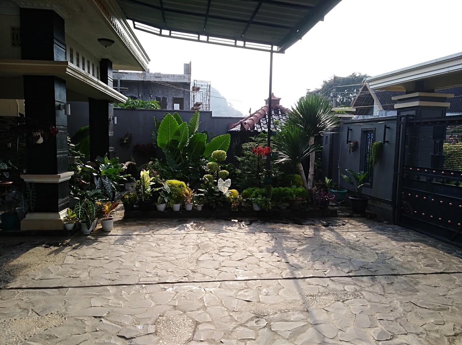Cover Image for RedDoorz Syariah near RS Advent Bandar Lampung