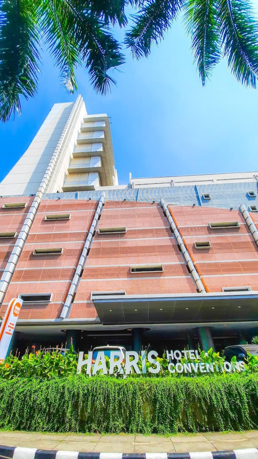 Cover Image for HARRIS Hotel & Conventions Kelapa Gading