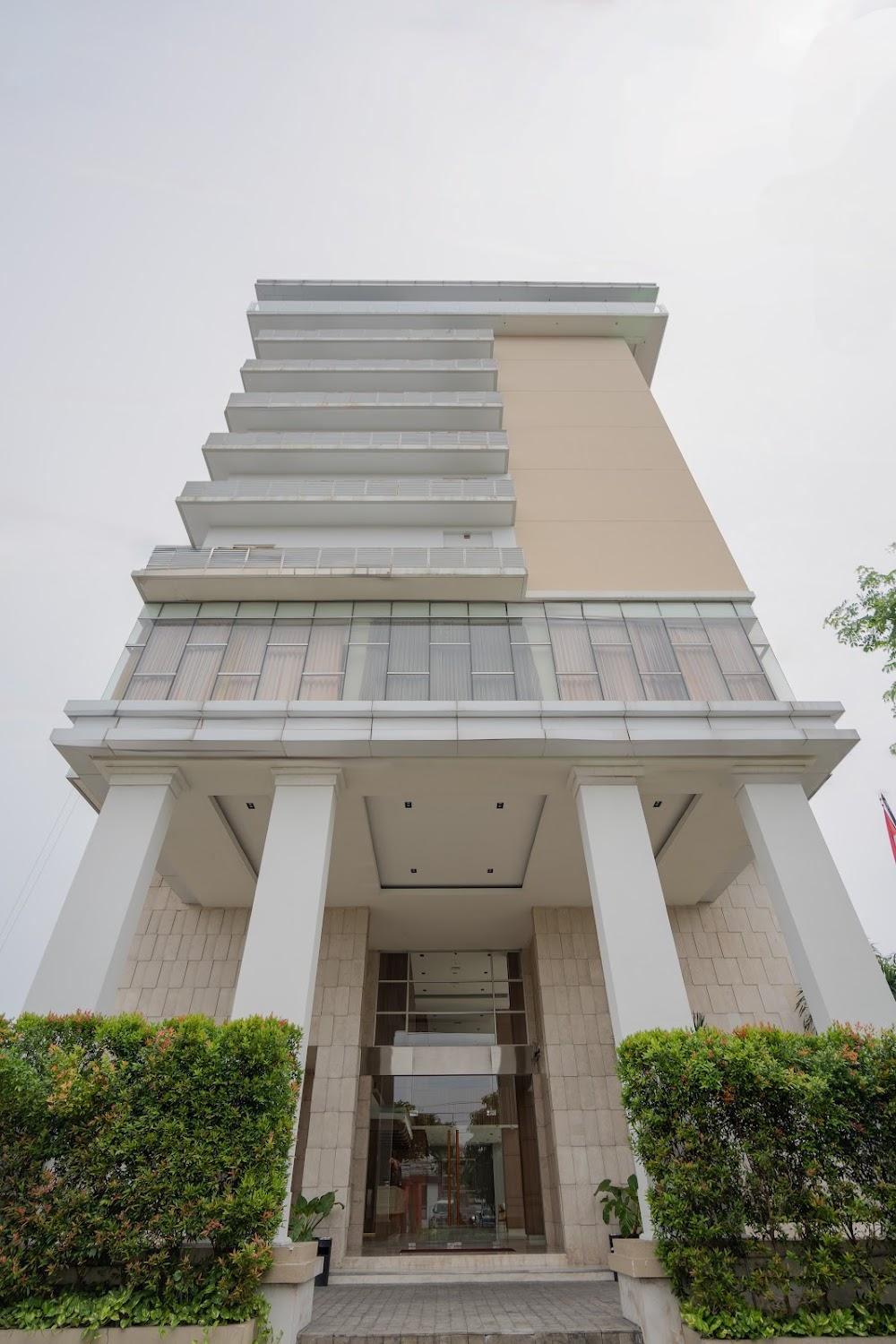 Cover Image for The Capital Hotel Surabaya
