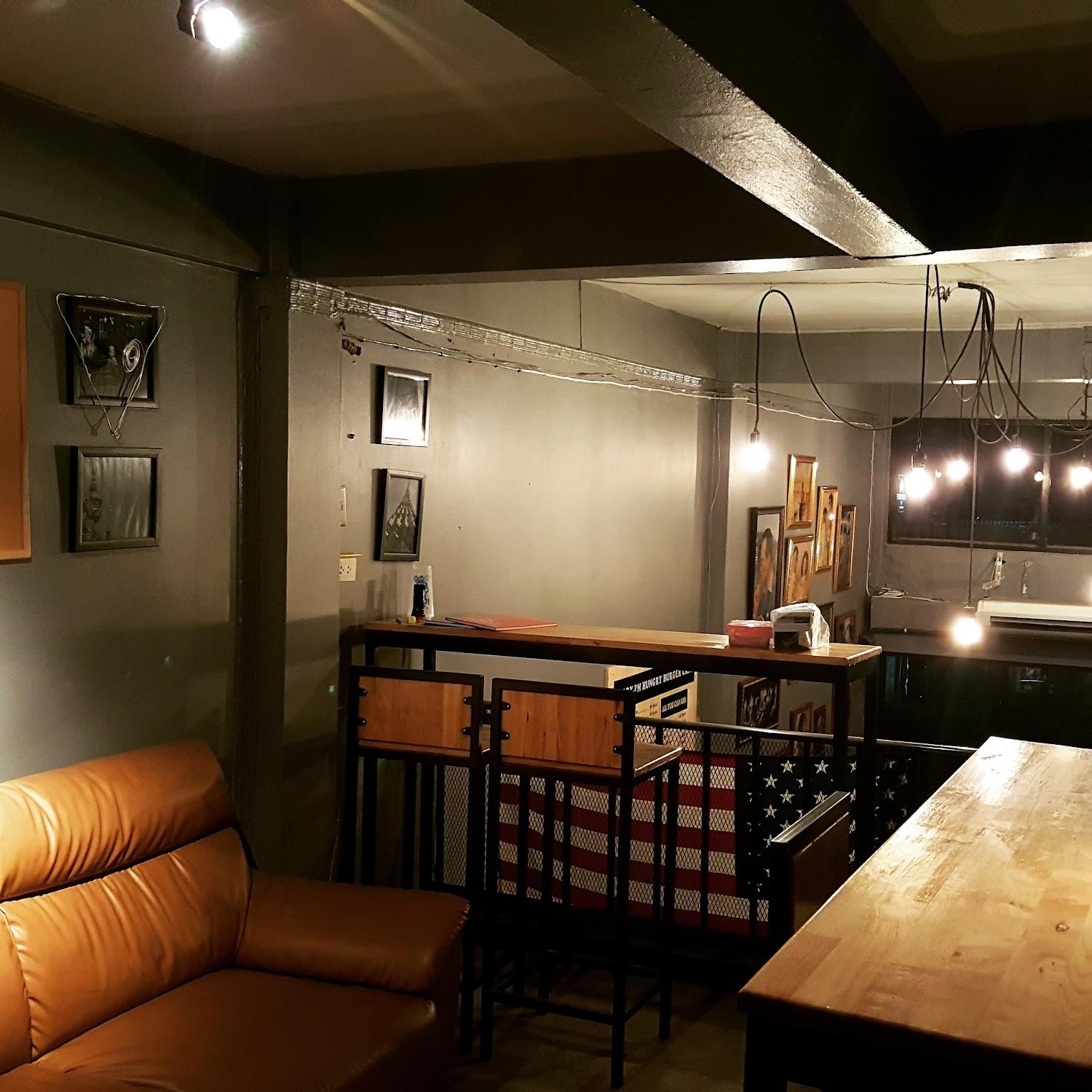Cover Image for Din Space Bangkok