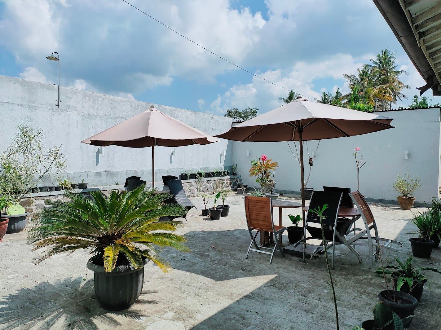 Cover Image for Omah sunflower homestay